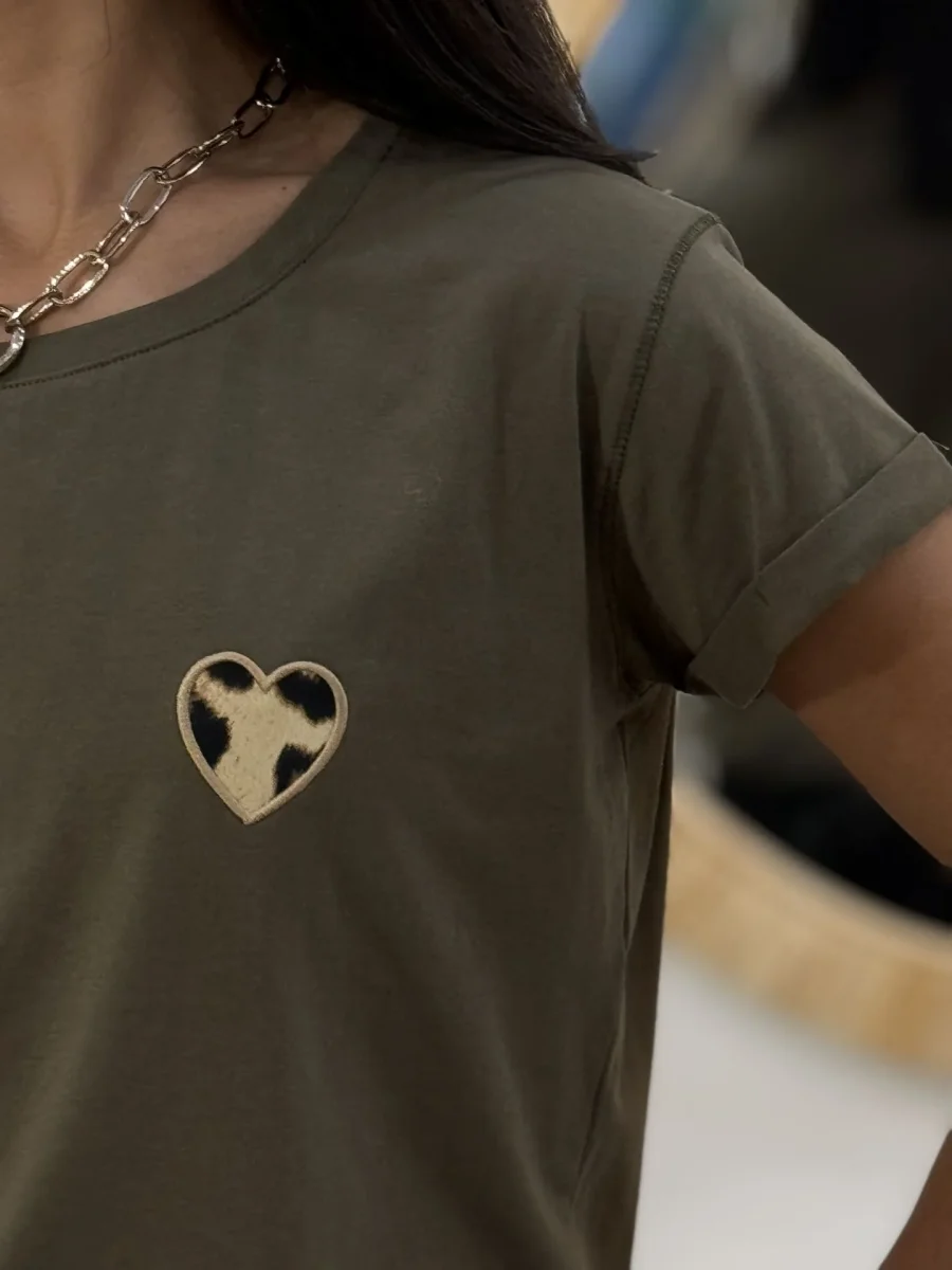 Tee-shirt Félicienne – Image 9