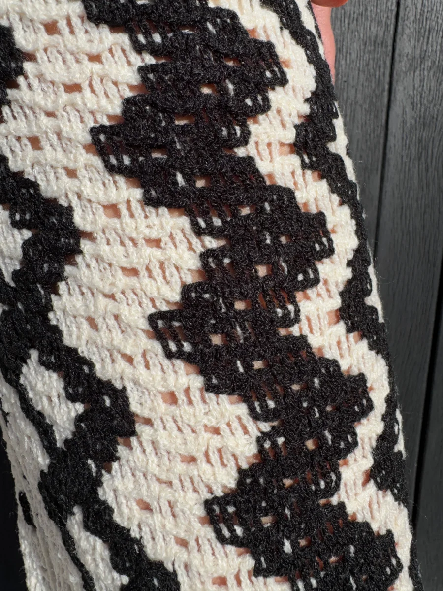 Pantalon en crochet noir et écru JULIETTE – Image 6