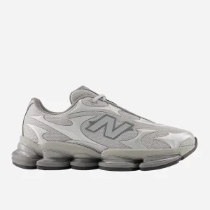 New Balance 2000 Silver Metallic