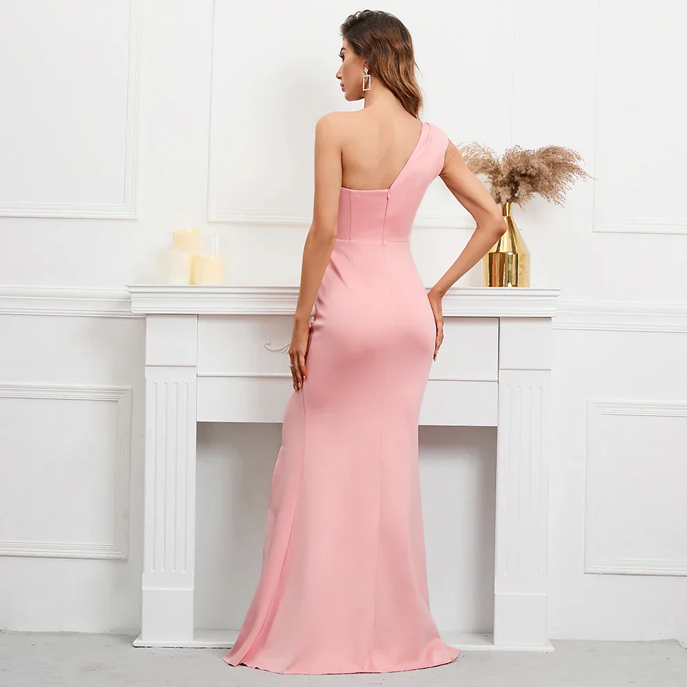 Robe bretelle asymétrique rose poudré – Image 6