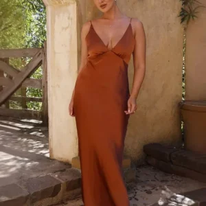 Robe de soirée couleur terracotta