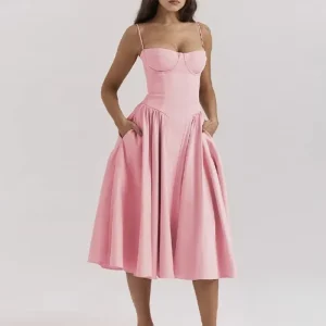 Robe fluide rose poudrée bretelle spaghetti