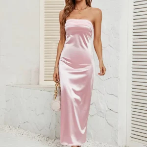 Robe printemps rose poudrée
