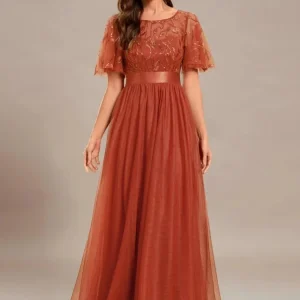 Robe terracotta dentelle