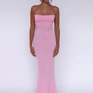 Robe moulante rose poudré